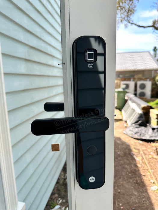 Yale YDM 7220 Fingerprint Digital Door Lock
