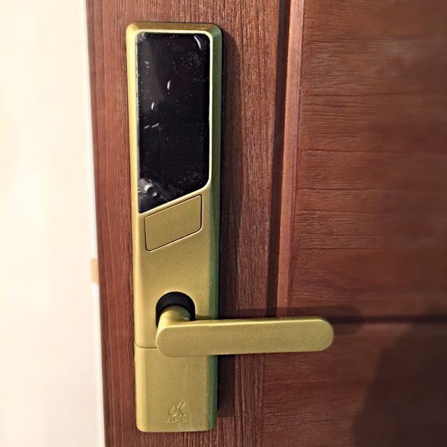 Alpha WS 200 digital door lock - The Keyless Store