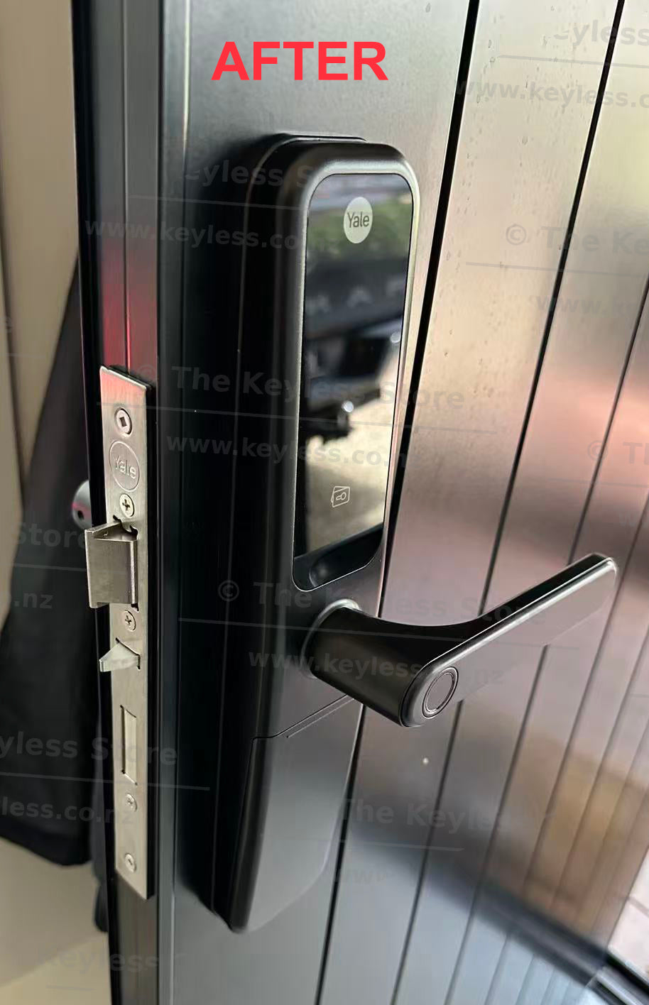 Yale ByYou Pro Smart Lock Retrofit on an Aluminium Door