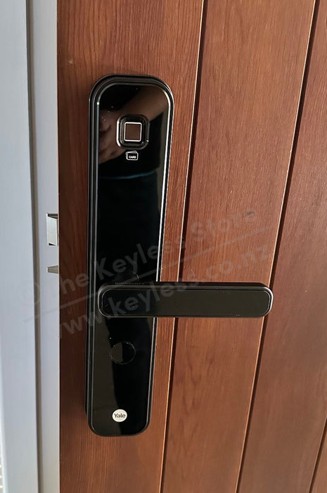 Yale YDM 7220 Fingerprint Digital Door Lock